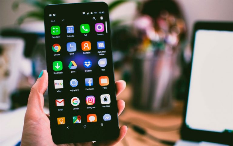 Las ventajas de liberar móviles y los mejores software para poder hacerlo